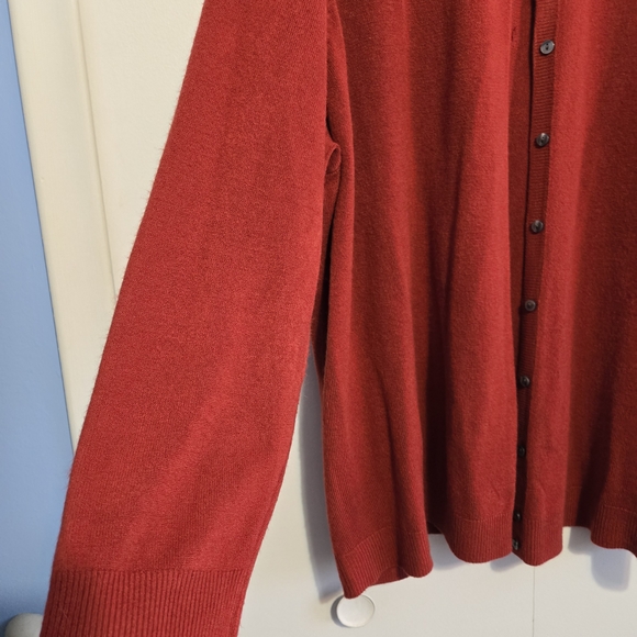 Croft & Barrow Women's Rich Red Cardigan Sweater - Size 2X - Picture 3 of 5